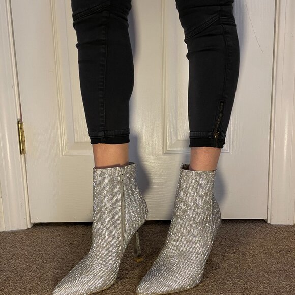 Steven Madden CALLEN Silver Rhinestone Booties with metal heel 8.5 - Picture 6 of 9